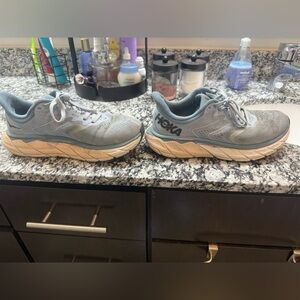 Used HOKA tennis shoes